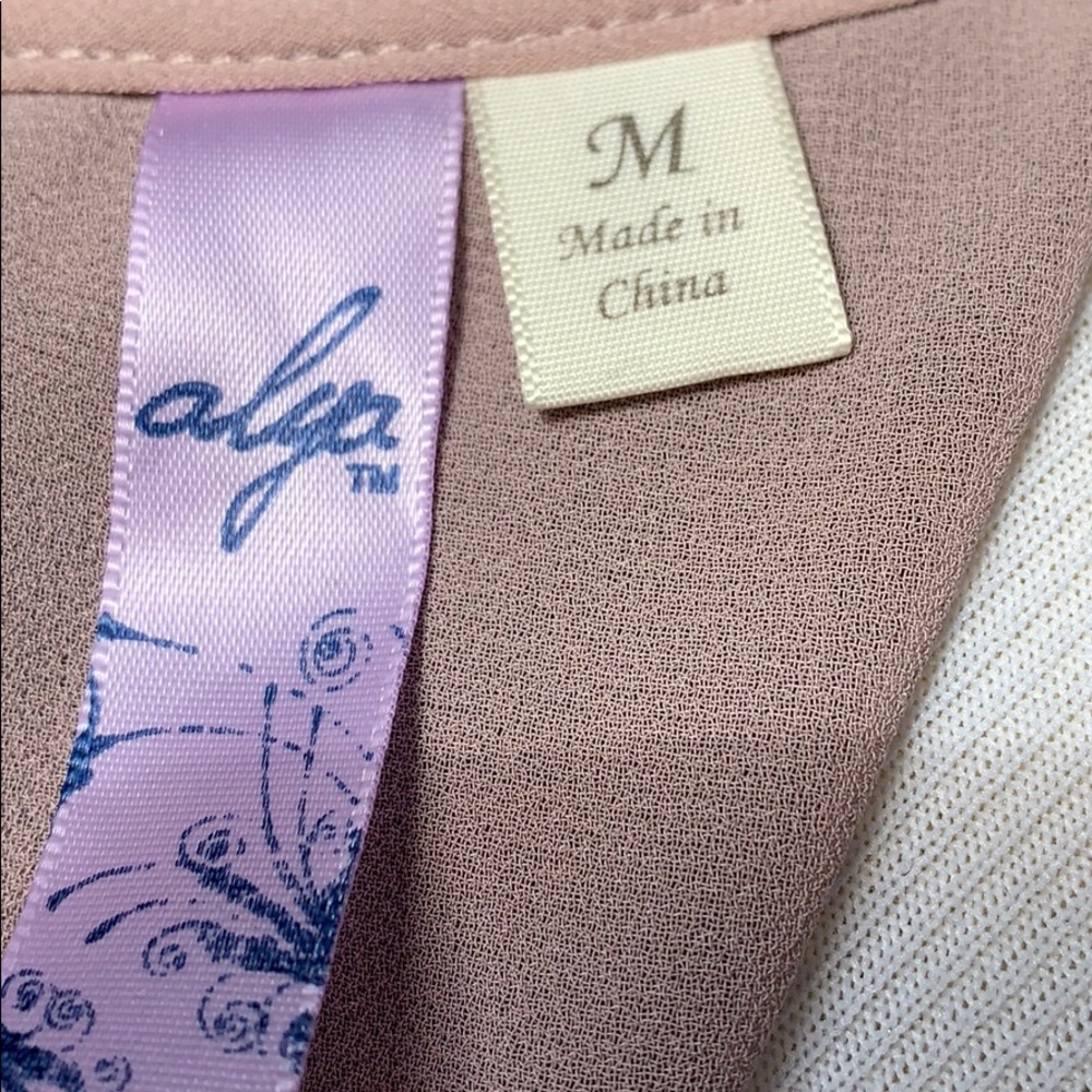 ALYA  TOP S/M - Picture 5 of 8